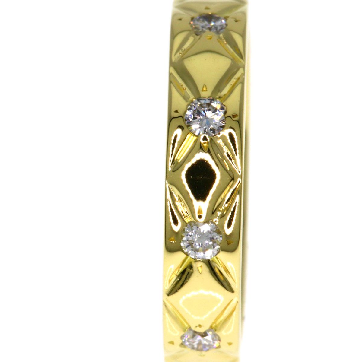 Chanel Quilted Half Eternity Diamond Ring 18k Yellow Gold — view 7