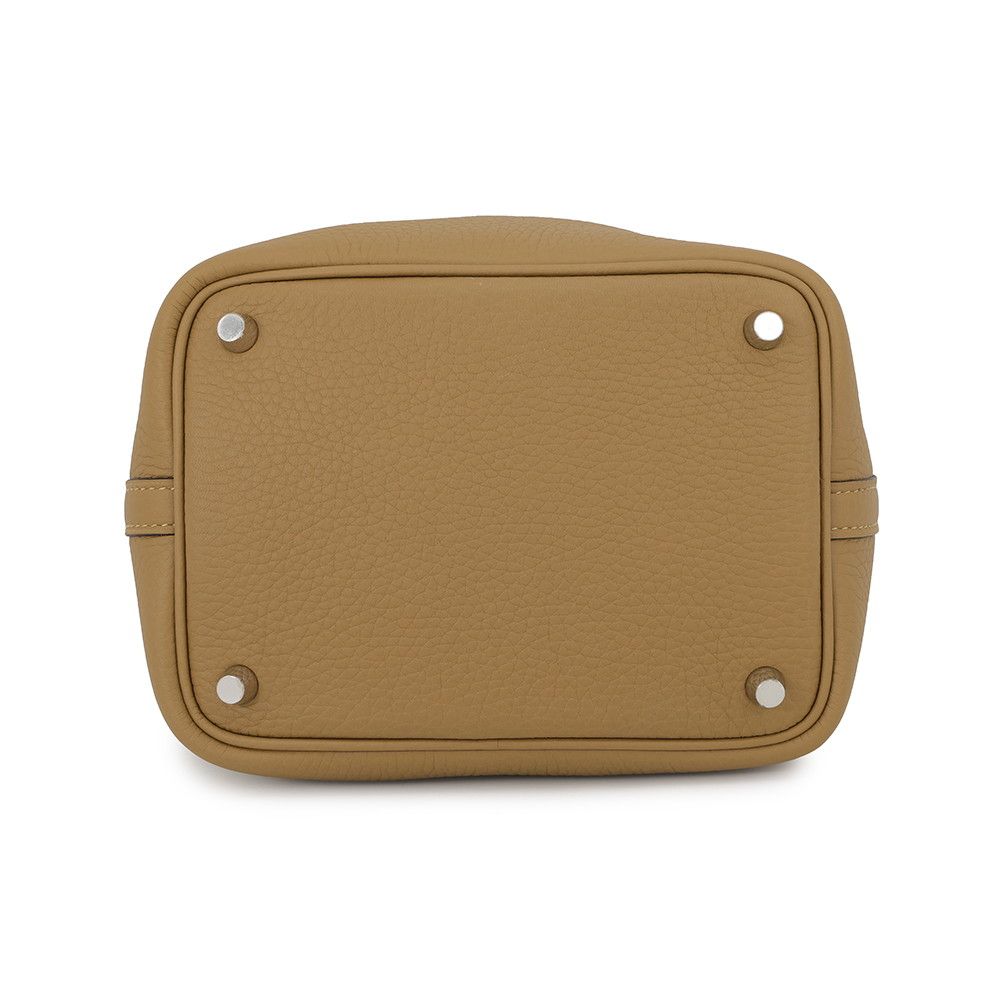 Hermes Handbag Picotin Lock PM Dune Silver Taurillon Clemence — view 3