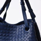 Bottega Veneta Garda Intrecciato Tote Bag Leather Navy Blue — view 5