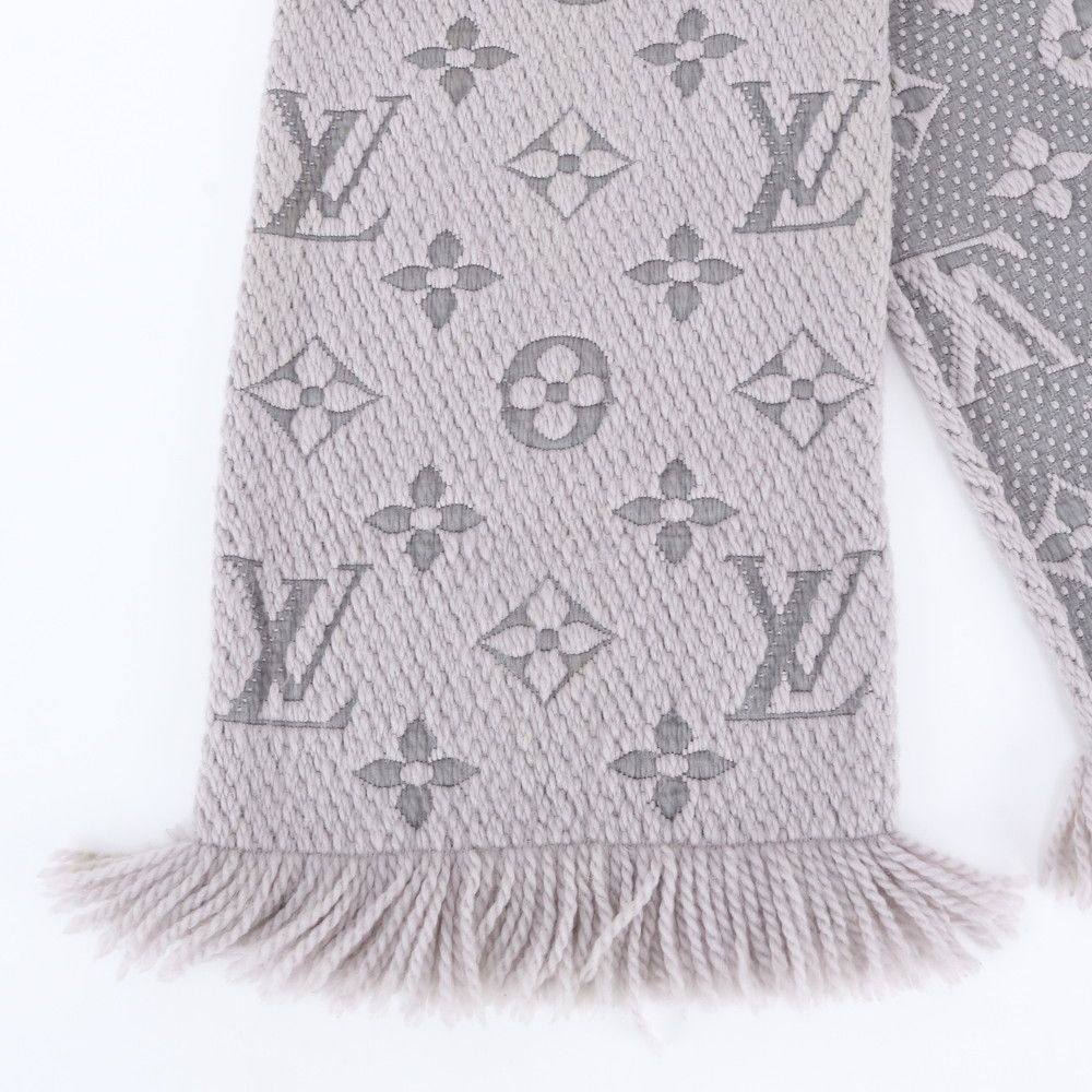 Louis Vuitton Tag Monogram Logomania Scarf Silk Gray — view 5