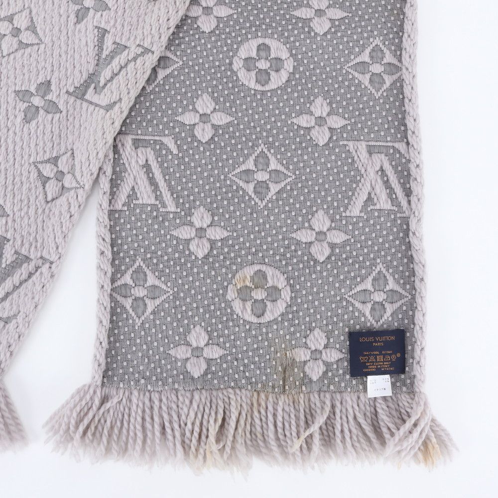 Louis Vuitton Tag Monogram Logomania Scarf Silk Gray — view 6
