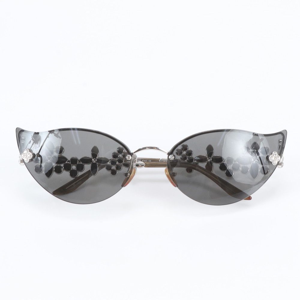 Louis Vuitton Swarovski Monogram Flower Cat's Eye Sunglasses Eyewear — view 2