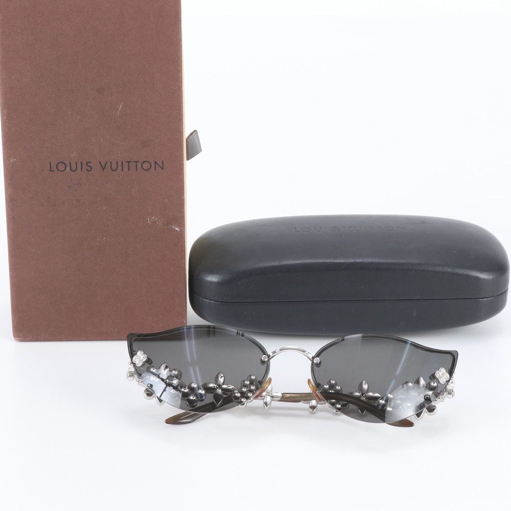 Louis Vuitton Swarovski Monogram Flower Cat's Eye Sunglasses Eyewear