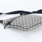 Gucci GG Supreme Leather Shoulder Bag Crossbody Messenger Business — view 5