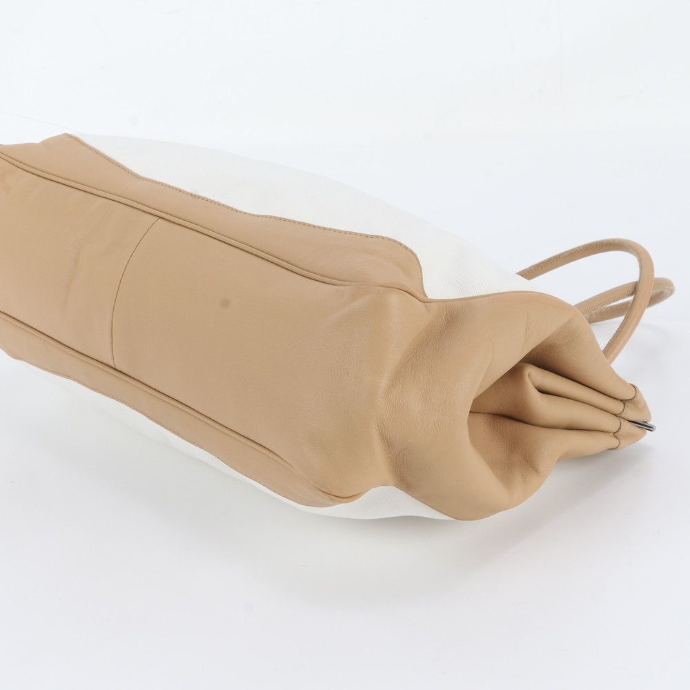 Gucci Leather Handbag Tote — view 4