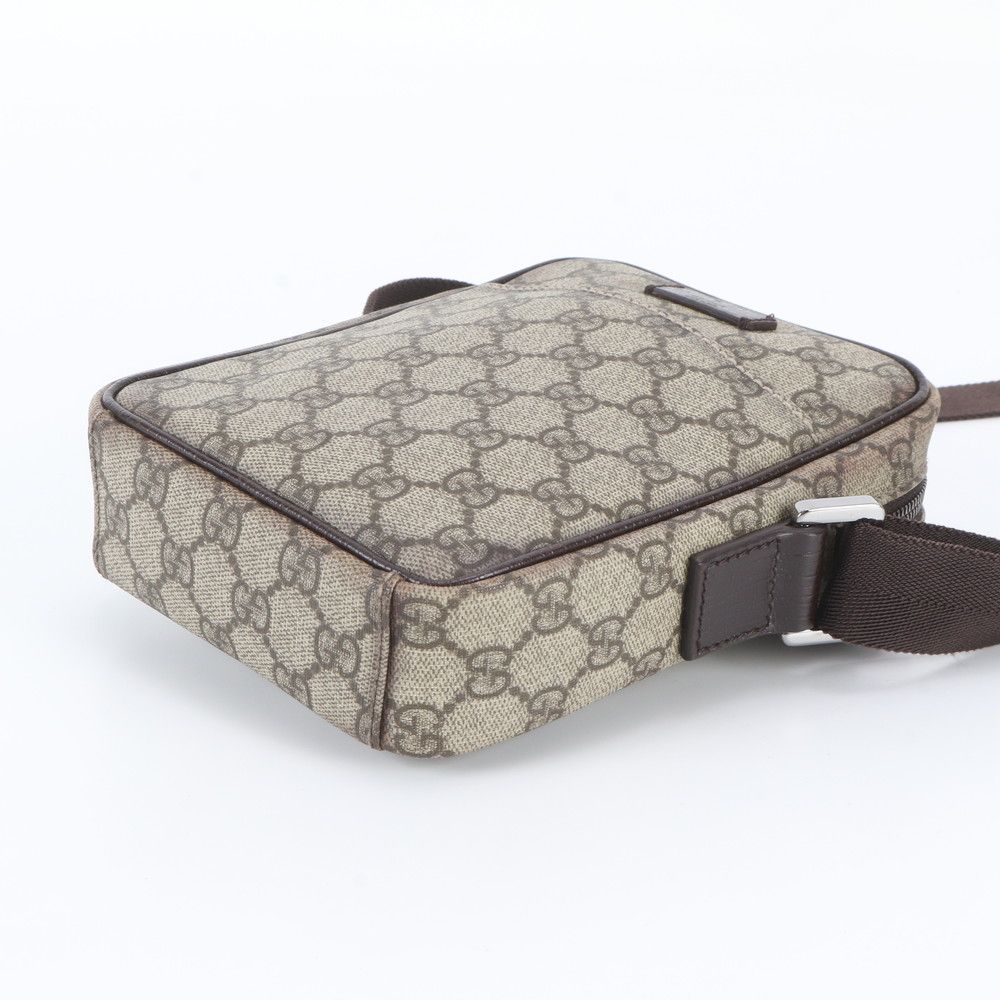 Gucci GG Supreme Leather Shoulder Bag Crossbody Messenger Business — view 4