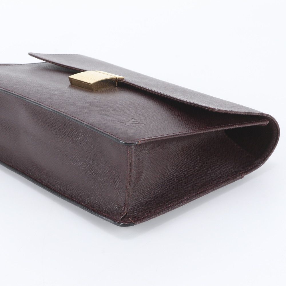 Louis Vuitton Taiga Selenga Leather Clutch Pouch Business — view 4
