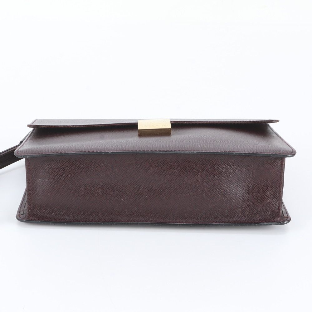 Louis Vuitton Taiga Selenga Leather Clutch Pouch Business — view 6