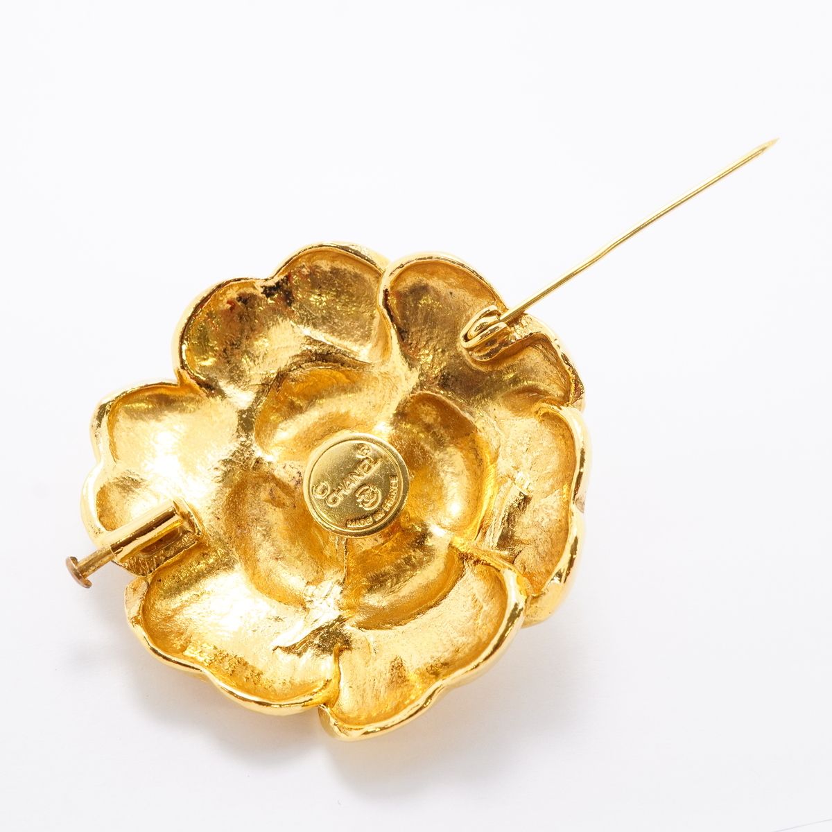 Chanel Brooch Vintage Camellia Gold Plated — view 6