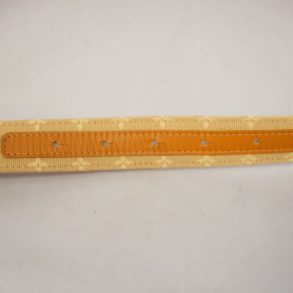 Louis Vuitton Belt Monogram Mini Ceinture Beige — view 4