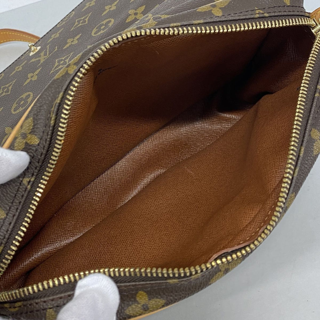 Louis Vuitton Shoulder Bag Monogram Saint Germain 24 Brown — view 4