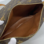 Louis Vuitton Shoulder Bag Monogram Saint Germain 24 Brown — view 4