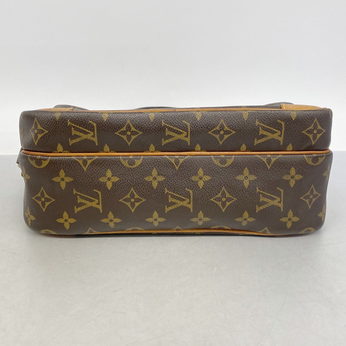 Louis Vuitton Shoulder Bag Monogram Nile Brown — view 3