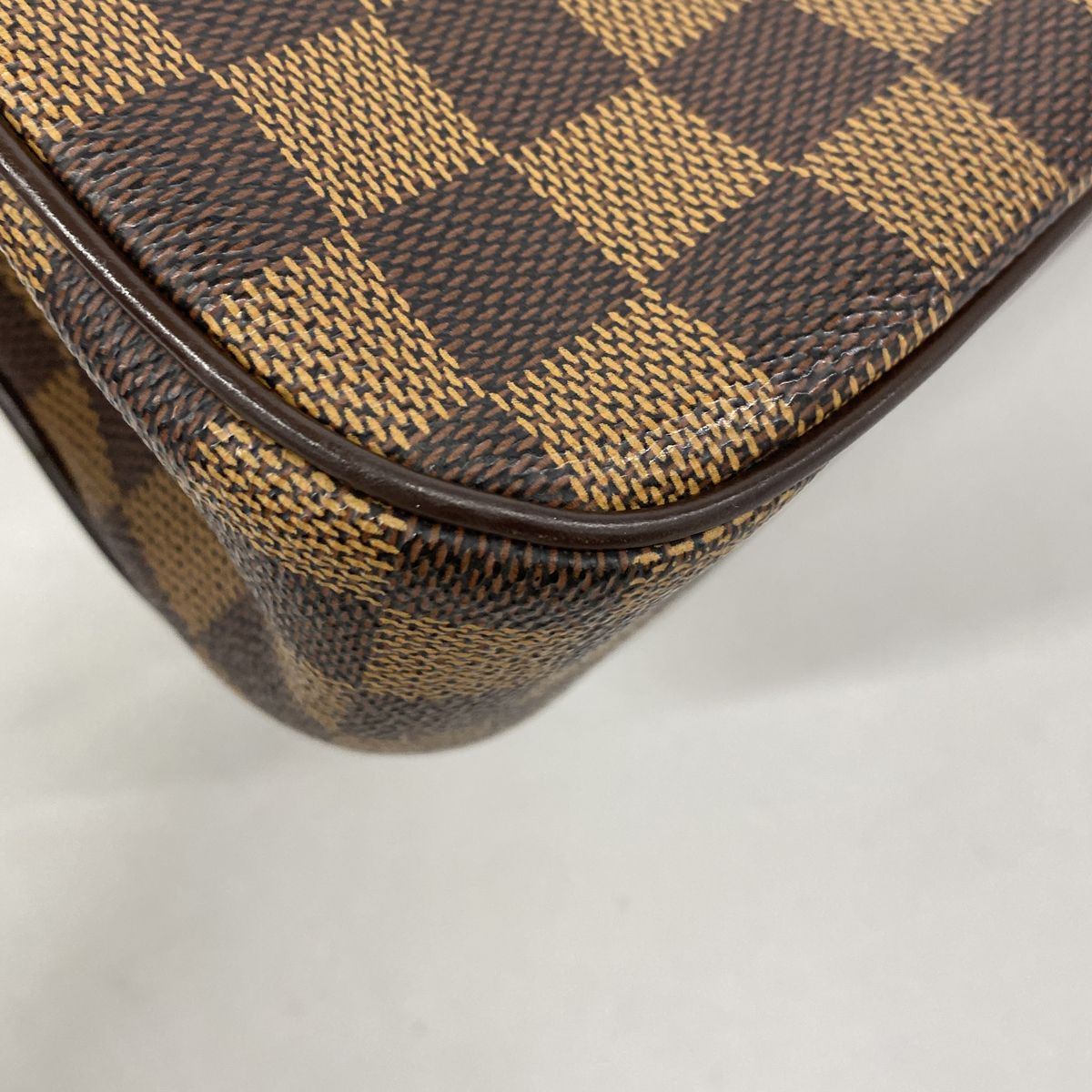 Louis Vuitton Shoulder Bag Damier Aubagne Ebene — view 6