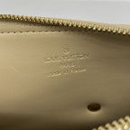 Louis Vuitton Pouch Vernis Flower Lexington Beige — view 5