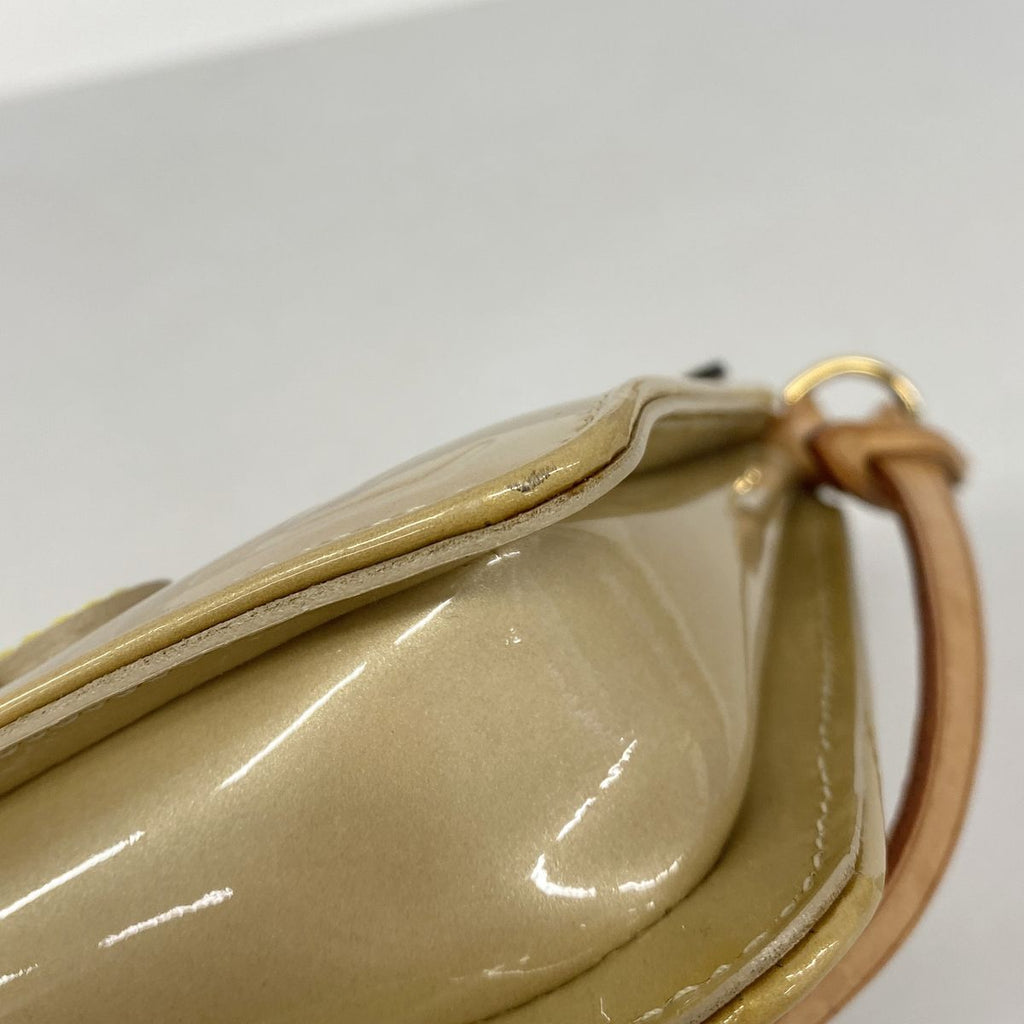 Louis Vuitton Pouch Vernis Flower Lexington Beige — view 7