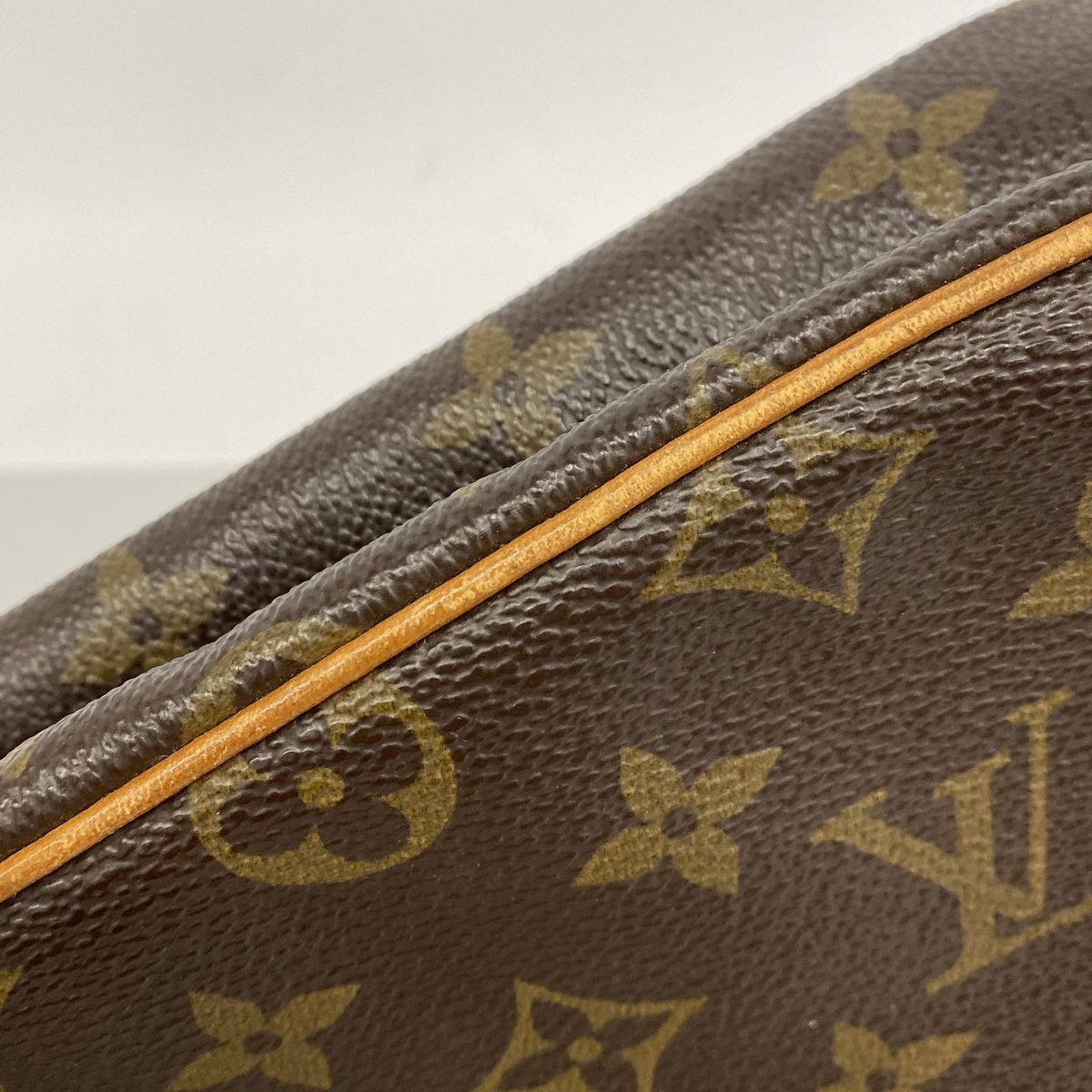 Louis Vuitton Clutch Monogram Compiegne 28 Brown — view 8