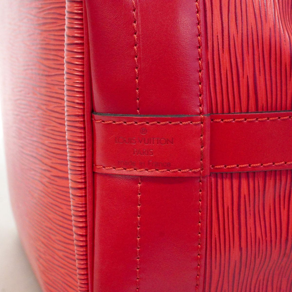 Louis Vuitton Shoulder Bag Epi Noe Castilian — view 5