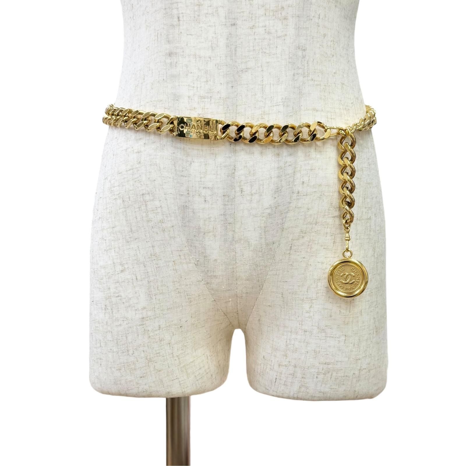 Chanel Vintage CC Logo Coin Motif Plate Chain Belt Gold — view 3