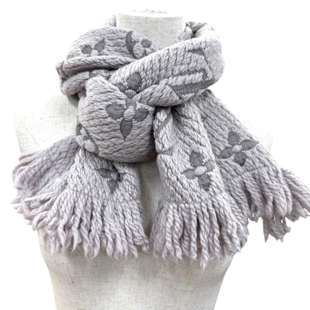 Louis Vuitton Logomania Scarf Wool Silk Gray Perlee — view 2