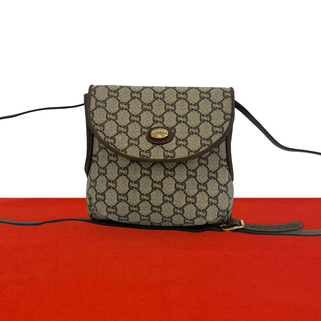 Gucci Vintage Plus Logo Leather Shoulder Bag Crossbody Pochette Brown