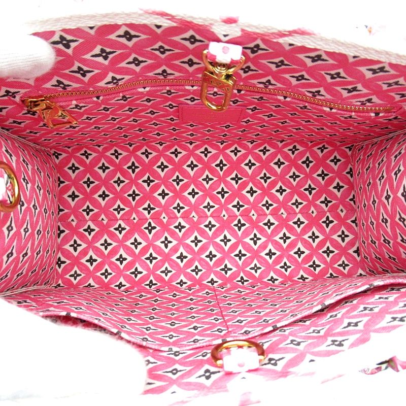 Louis Vuitton On The Go PM Handbag White Pink — view 7