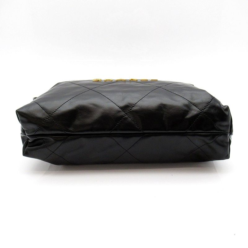 Chanel 22 Small Handbag Calfskin Black — view 6