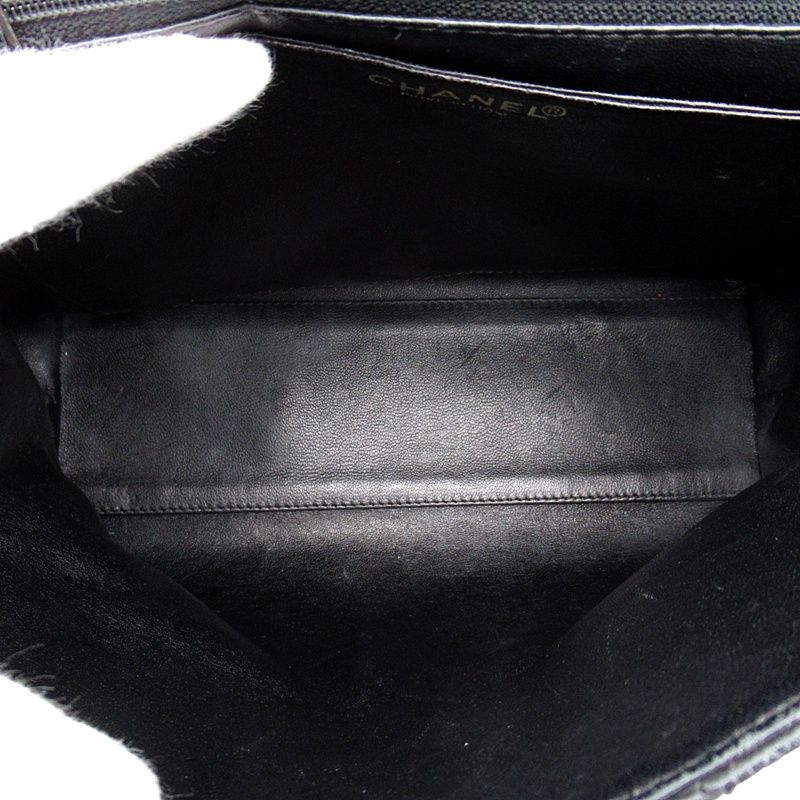 Chanel Quilted Handbag Caviar Leather Black — view 7