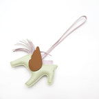 Hermes Rodeo Pegasus PM Agneau Milo Swift Cles Mauve Pale Gold — view 2