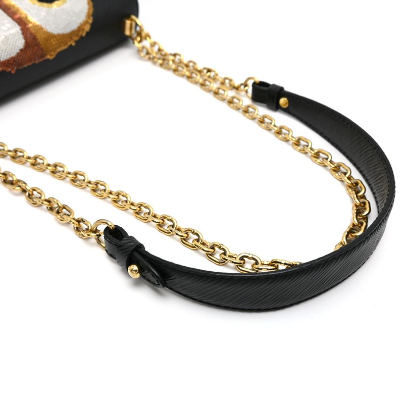 Louis Vuitton Shoulder Bag — view 5