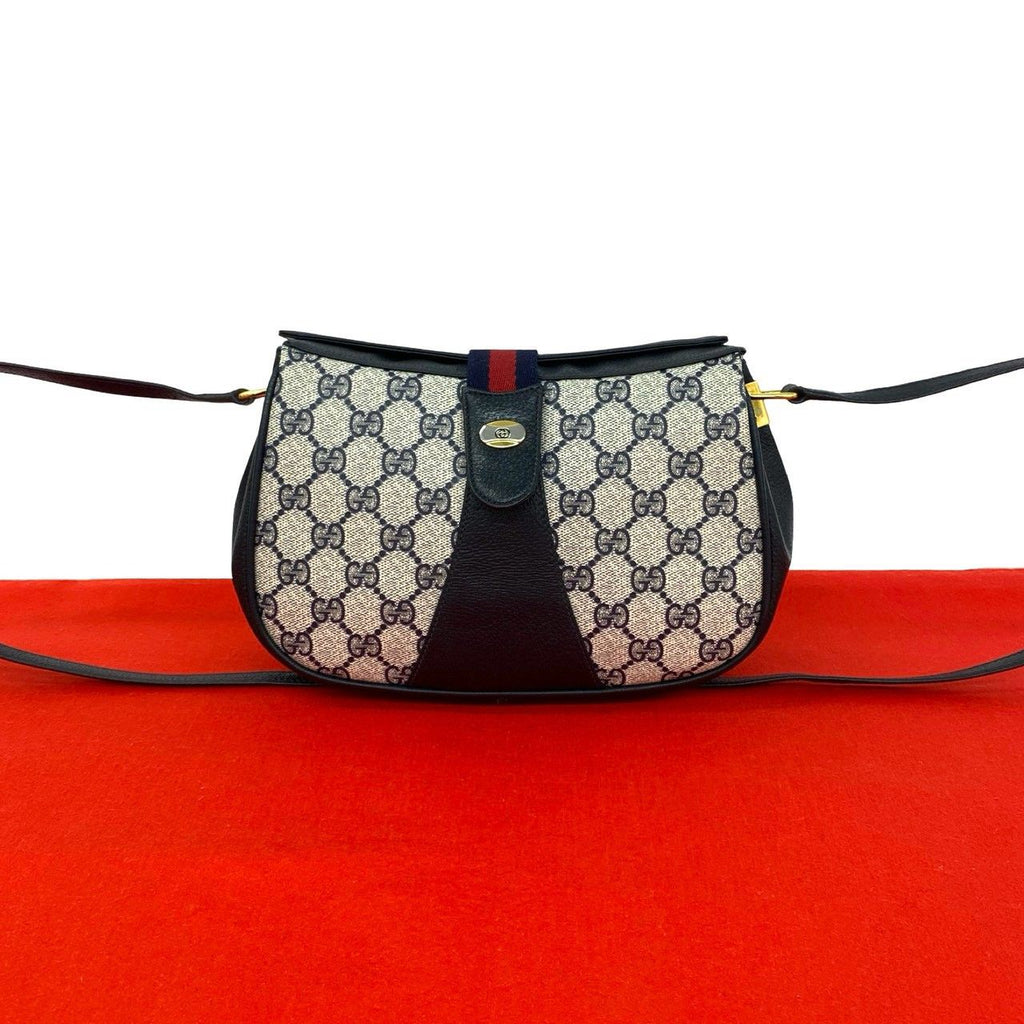 Gucci Vintage GG Logo Pattern Leather Shoulder Bag Pochette Navy