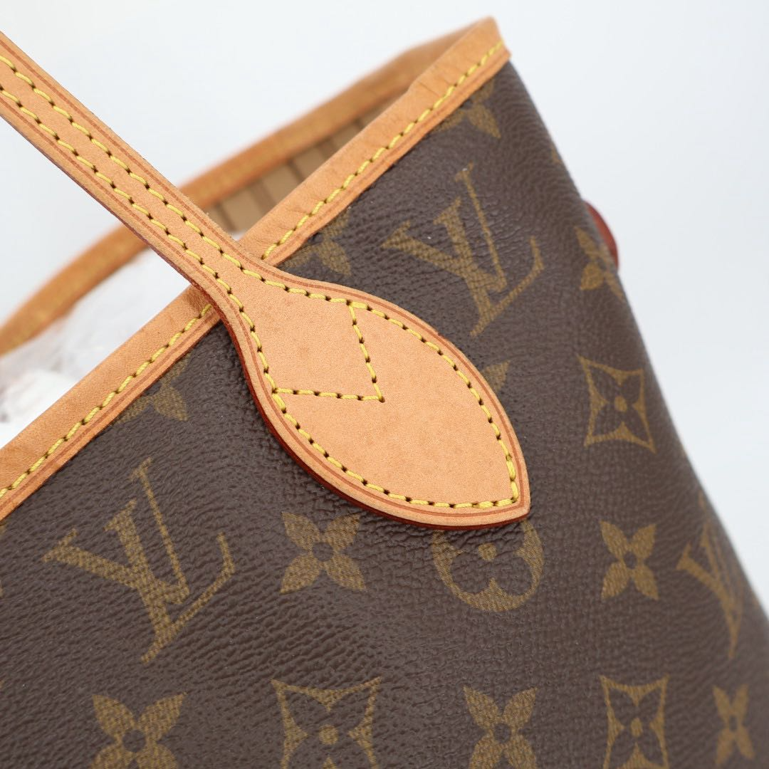 Louis Vuitton Monogram Neverfull MM Tote Shoulder Bag — view 2