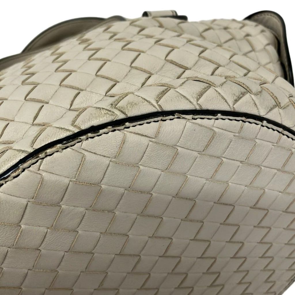 Bottega Veneta Handbag Tamboura Bag Light Gray Leather — view 6