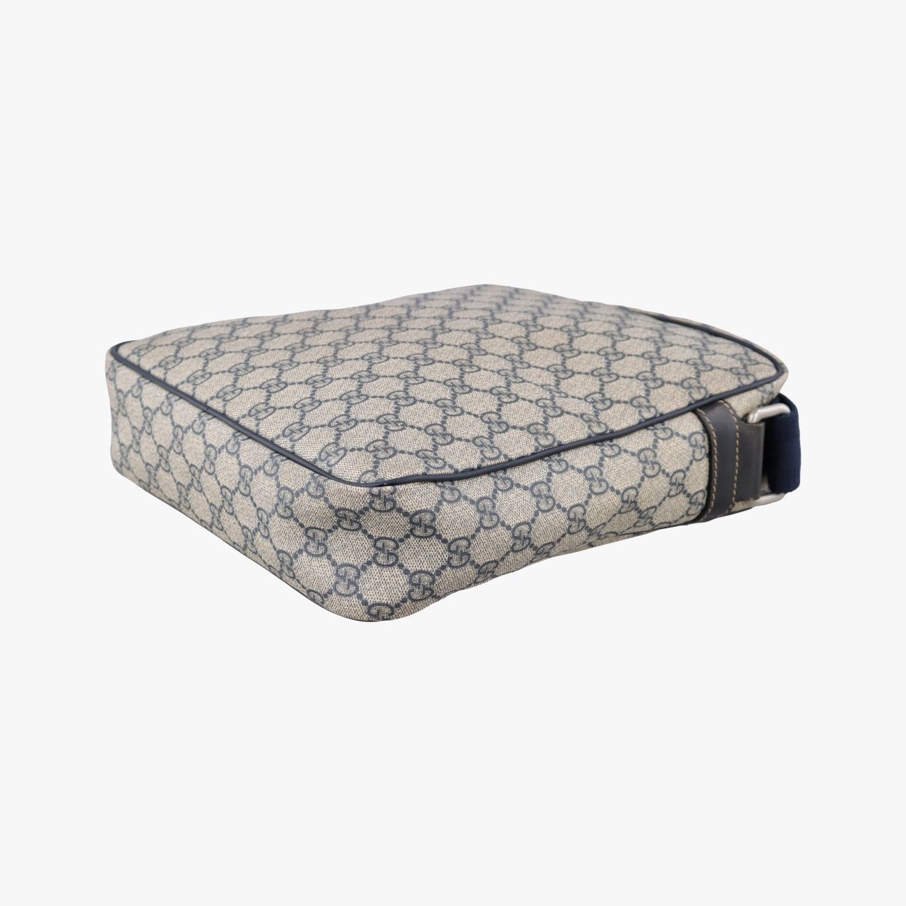 Gucci GG Supreme Messenger Beige Navy Leather — view 6