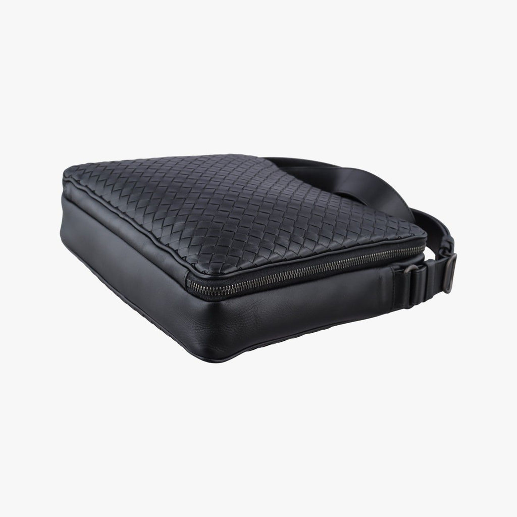 Bottega Veneta Intrecciato Black Lambskin — view 6