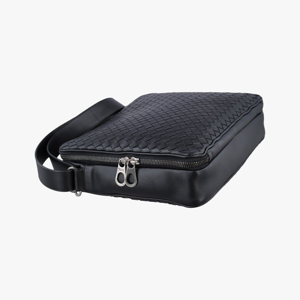 Bottega Veneta Intrecciato Black Lambskin — view 7