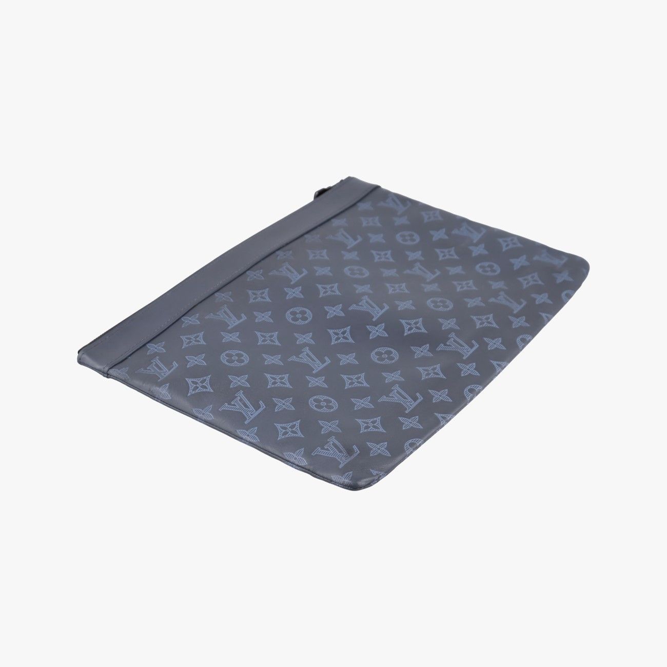 Louis Vuitton Discovery Pochette Gray Blue Sky Monogram Shadow Pouch — view 7