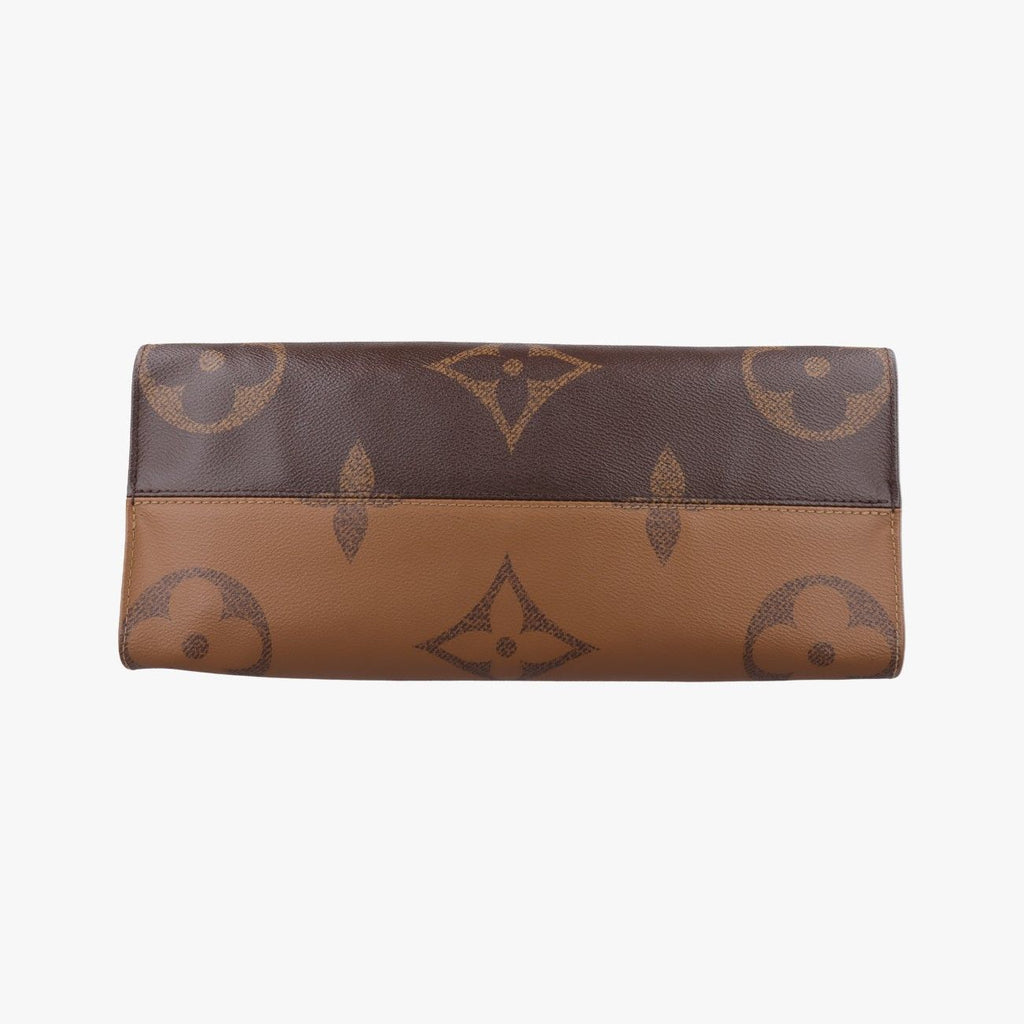 Louis Vuitton On The Go MM Monogram Brown Canvas Tote Bag — view 3