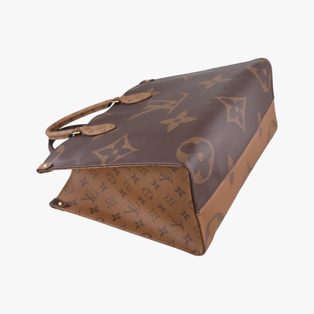 Louis Vuitton On The Go MM Monogram Brown Canvas Tote Bag — view 5