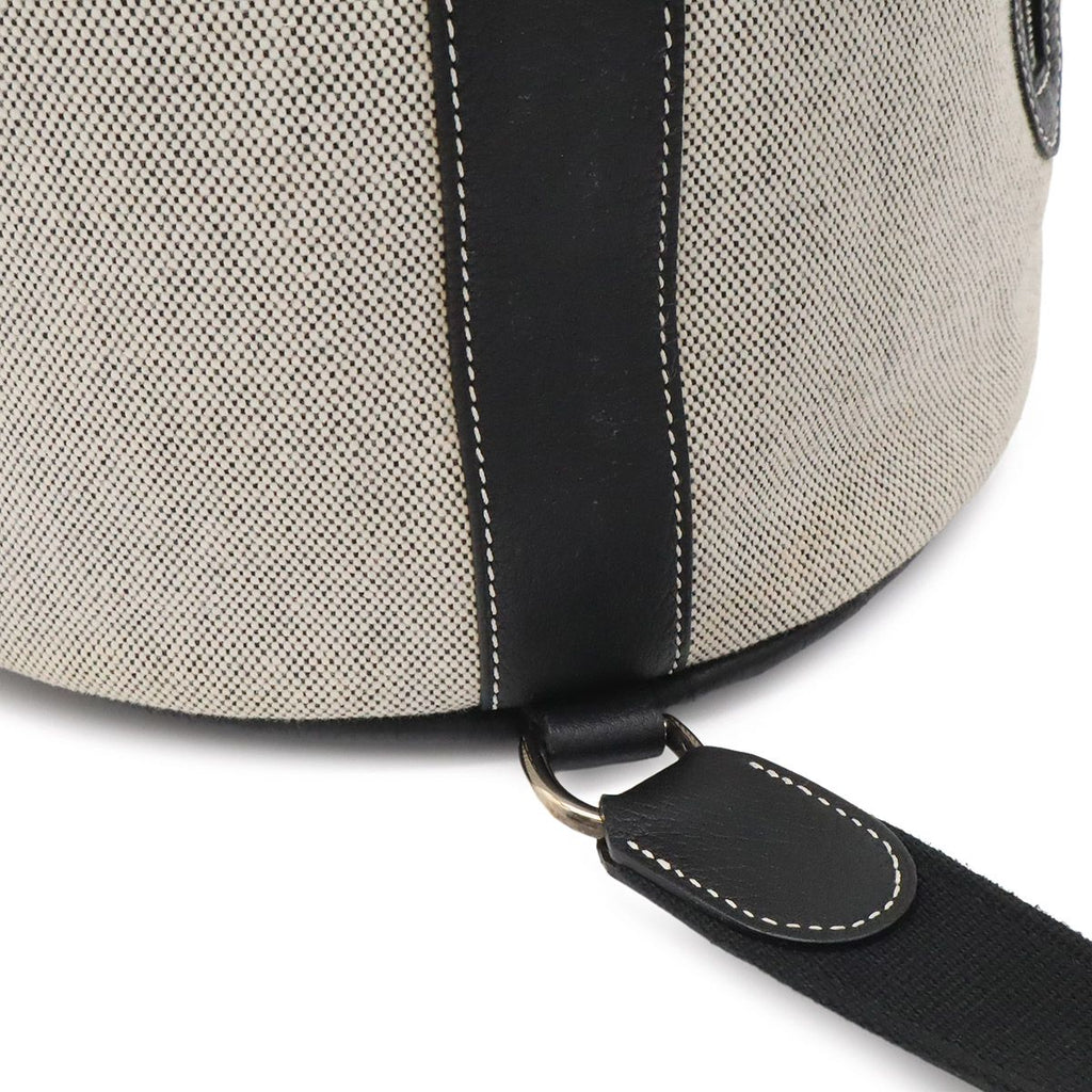 Hermes Sac Marine Receif MM Shoulder Bag Drawstring Toile H Leather Light Gray — view 6