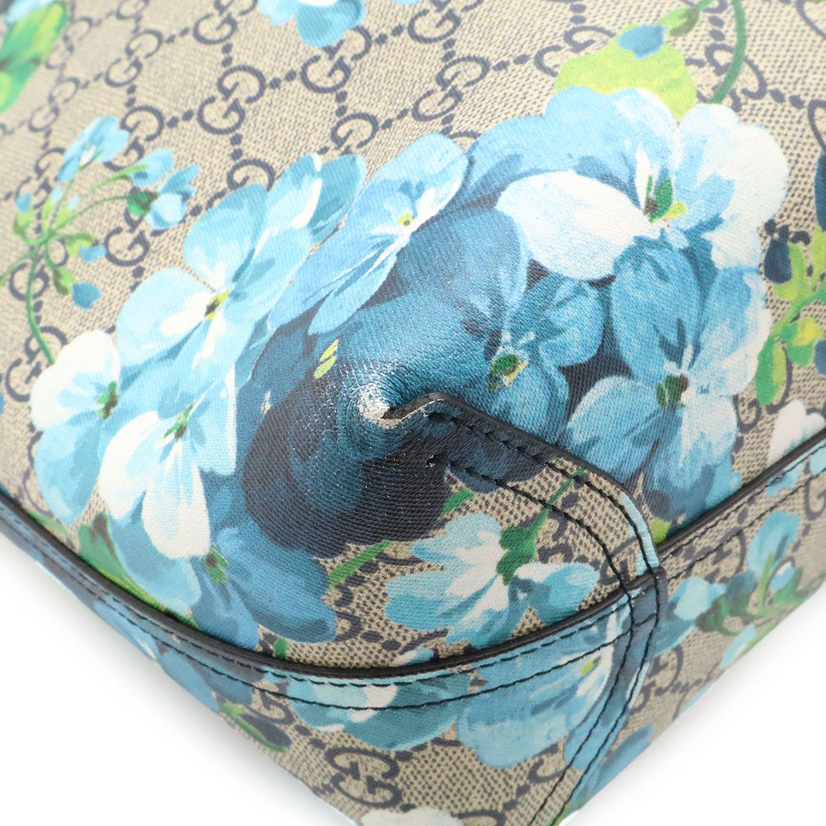 Gucci GG Blooms Supreme Floral Reversible Small Tote Shoulder Bag Beige Blue — view 3