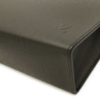 Louis Vuitton Taiga Pochette Voyage MM Clutch Calfskin Noir Black — view 3