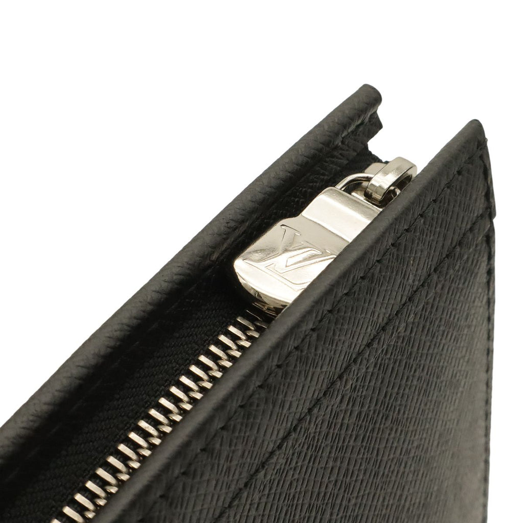 Louis Vuitton Taiga Pochette Voyage MM Clutch Calfskin Noir Black — view 5