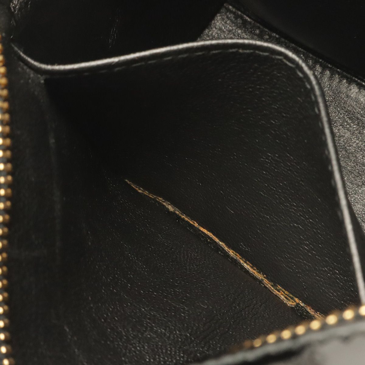 Chanel Quilted Chain Shoulder Bag Patent Leather Black Gold — view 7