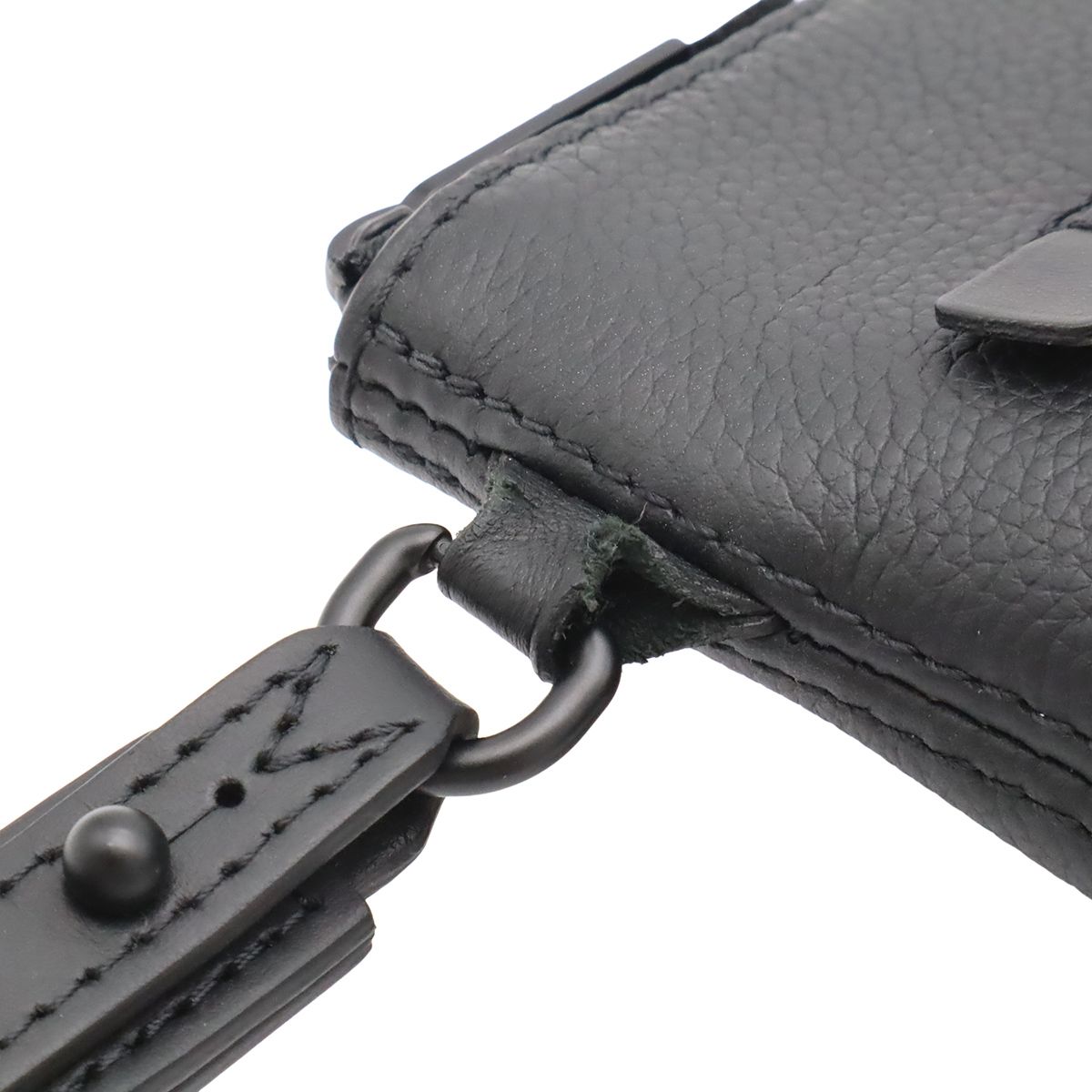Louis Vuitton LV Aerogram Pochette iPad Takeoff Pouch Clutch Leather Noir Black — view 7