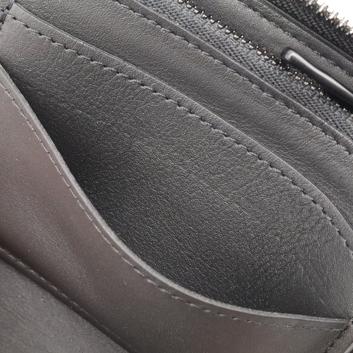 Louis Vuitton Monogram Taurillon Zippy Wallet Vertical Zip Around Leather Noir — view 8