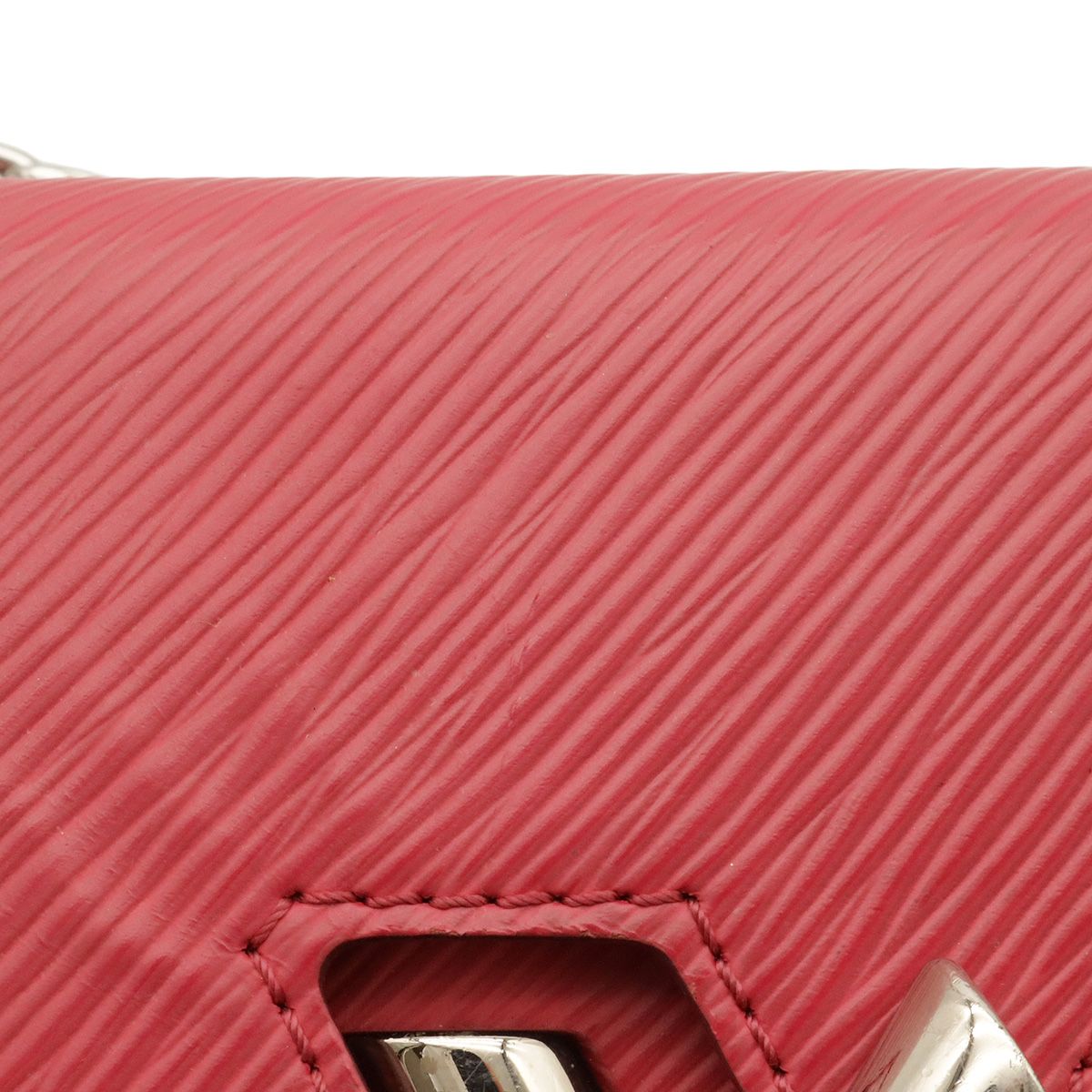 Louis Vuitton Epi Twist MM Shoulder Bag Chain Fuchsia Silver — view 4