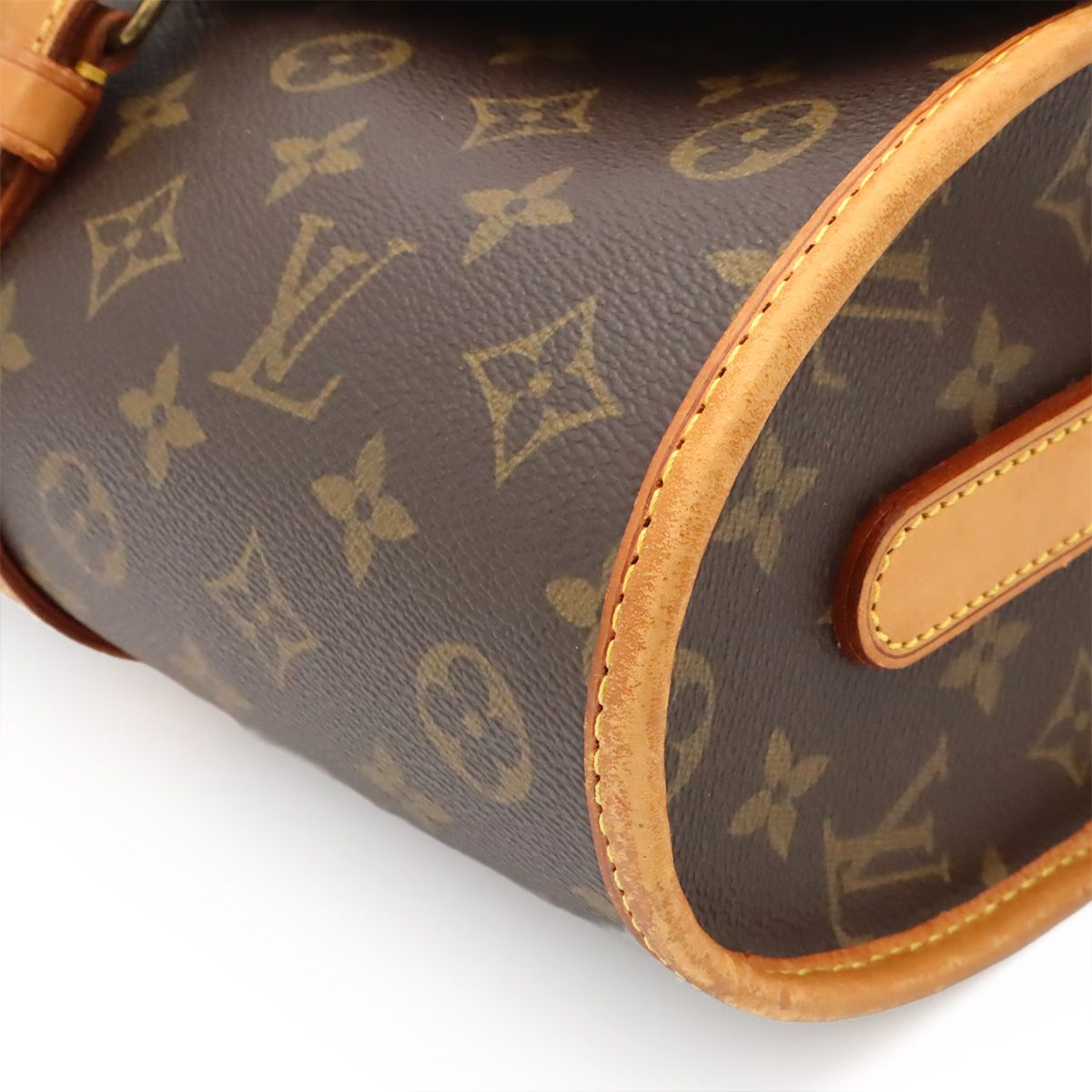 Louis Vuitton Monogram Marne Shoulder Bag — view 3