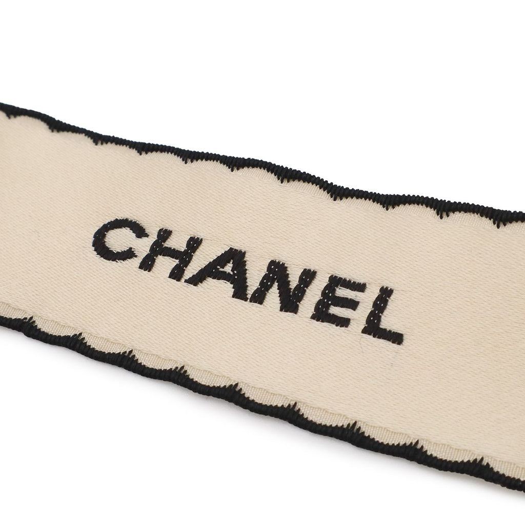 Chanel Ribbon Brooch Logo Bag Motif Satin Ivory Black — view 6