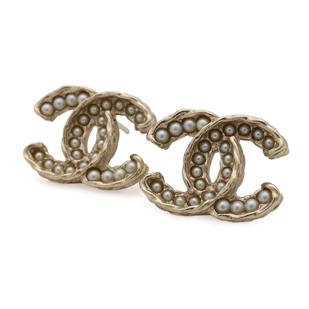 Chanel CC Logo Pearl Earrings Faux Gold White — view 4